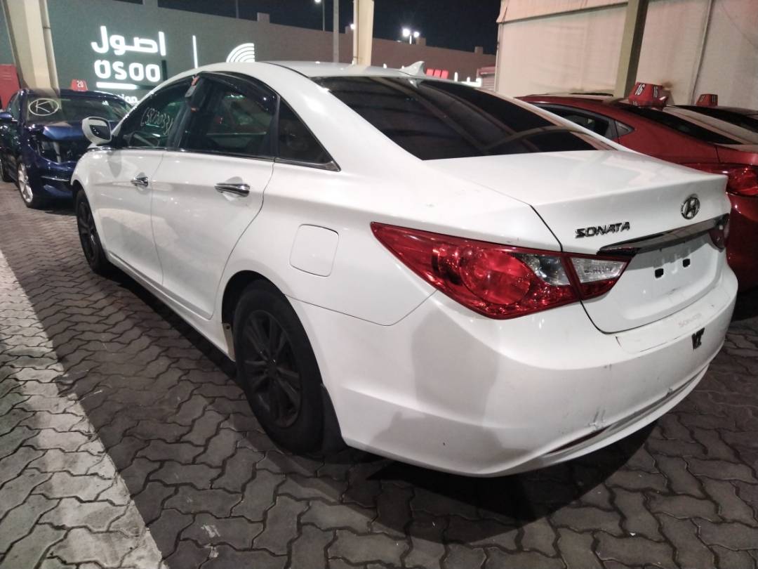 2013 HYUNDAI SONATA — 117540 Miles — Lot 65873033 - Marhaba Auctions Used Cars - Image 5