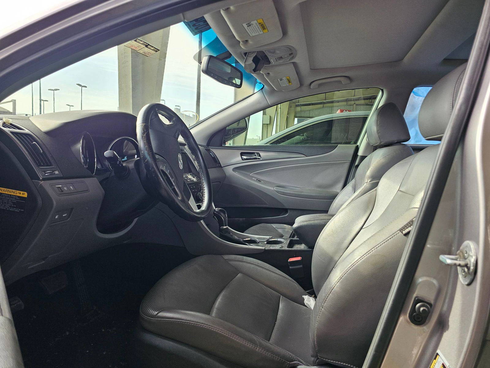 2013 HYUNDAI SONATA — 180391 Miles — Lot A050696 — Souq - Marhaba Auctions Used Cars - Image 9