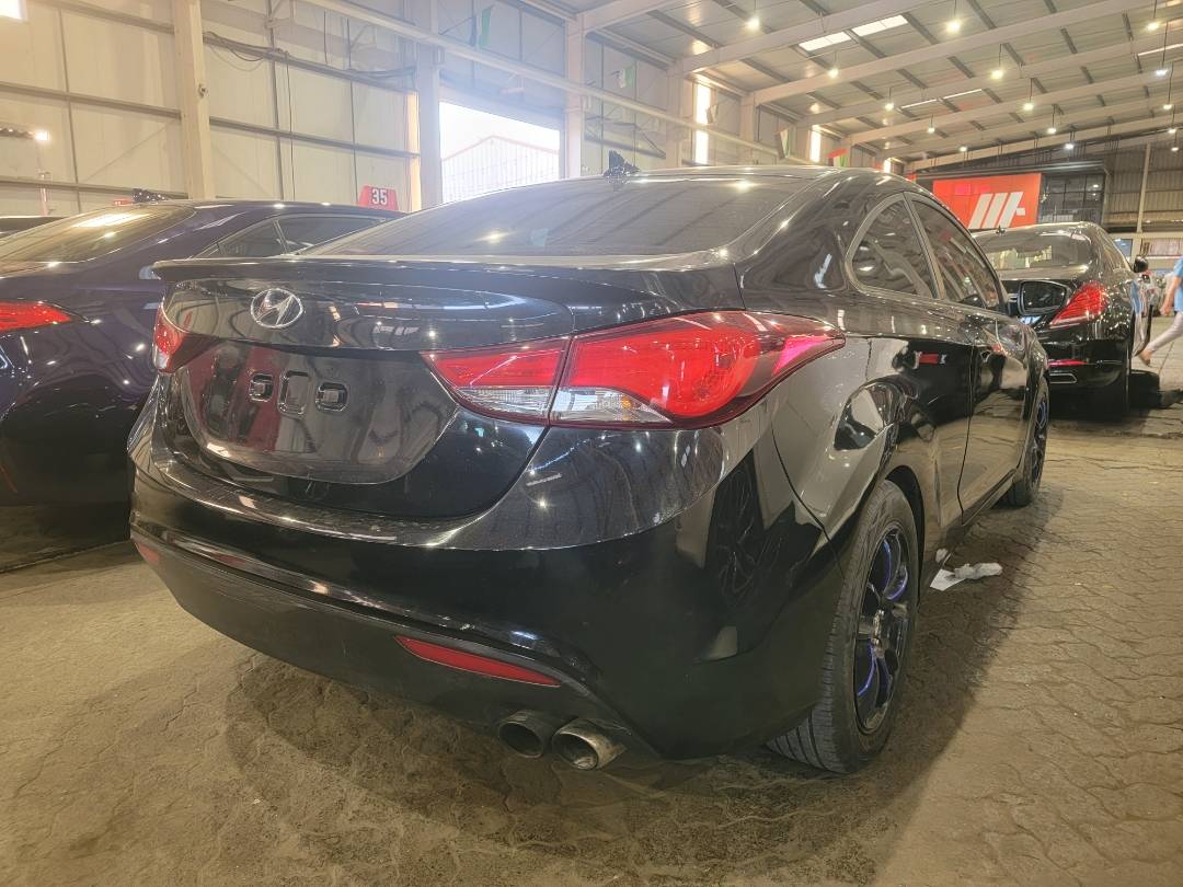2014 HYUNDAI ELANTRA — 152706 Miles — Lot 028670 — Main - Marhaba Auctions Used Cars - Image 4