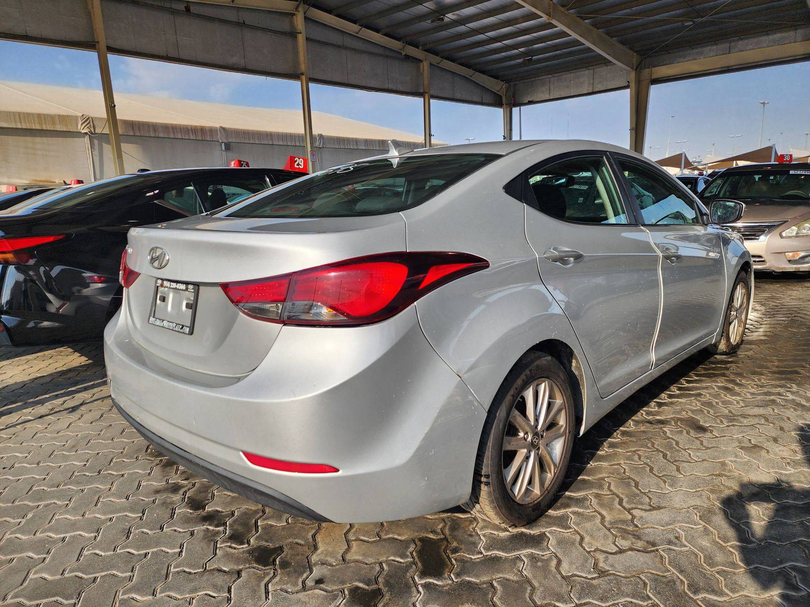 2015 HYUNDAI ELANTRA — 248 120 Miles — Lot AE3FH — Souq - Marhaba Auctions Used Cars - Image 3