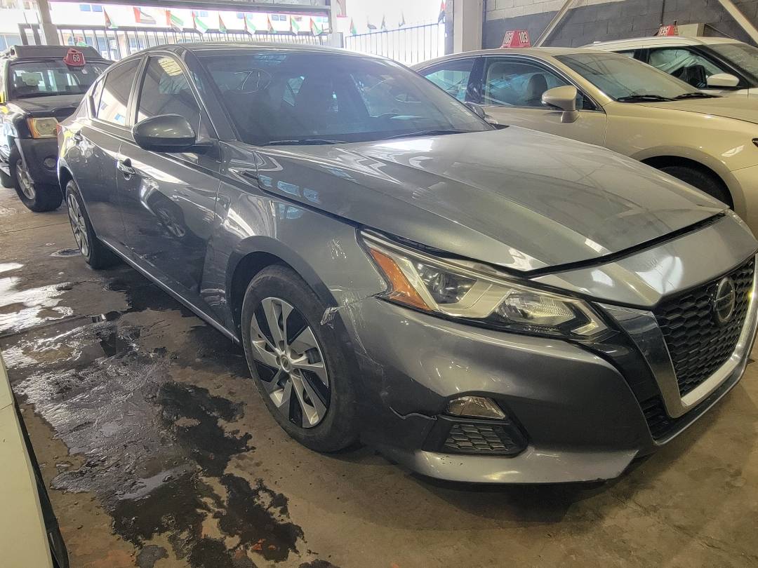 2020 NISSAN ALTIMA — 108632 Miles — Lot C150635 — Main - Marhaba Auctions Used Cars - Image 4