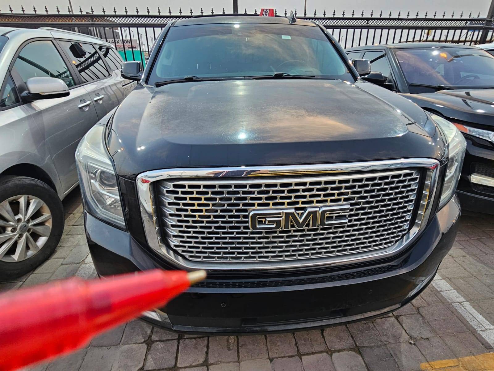 GMC Yukon 2016 view 2