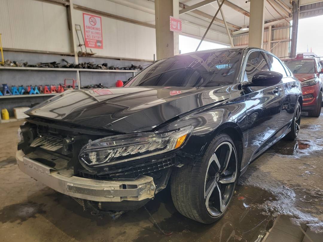 2018 HONDA ACCORD — 50560 Miles — Lot 053218 - Marhaba Auctions Used Cars - Image 8