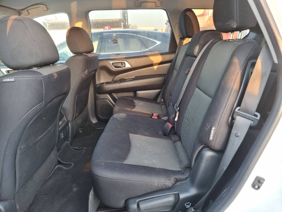 2018 NISSAN PATHFINDER — 129832 Miles — Lot 215487 — Souq - Marhaba Auctions Used Cars - Image 6