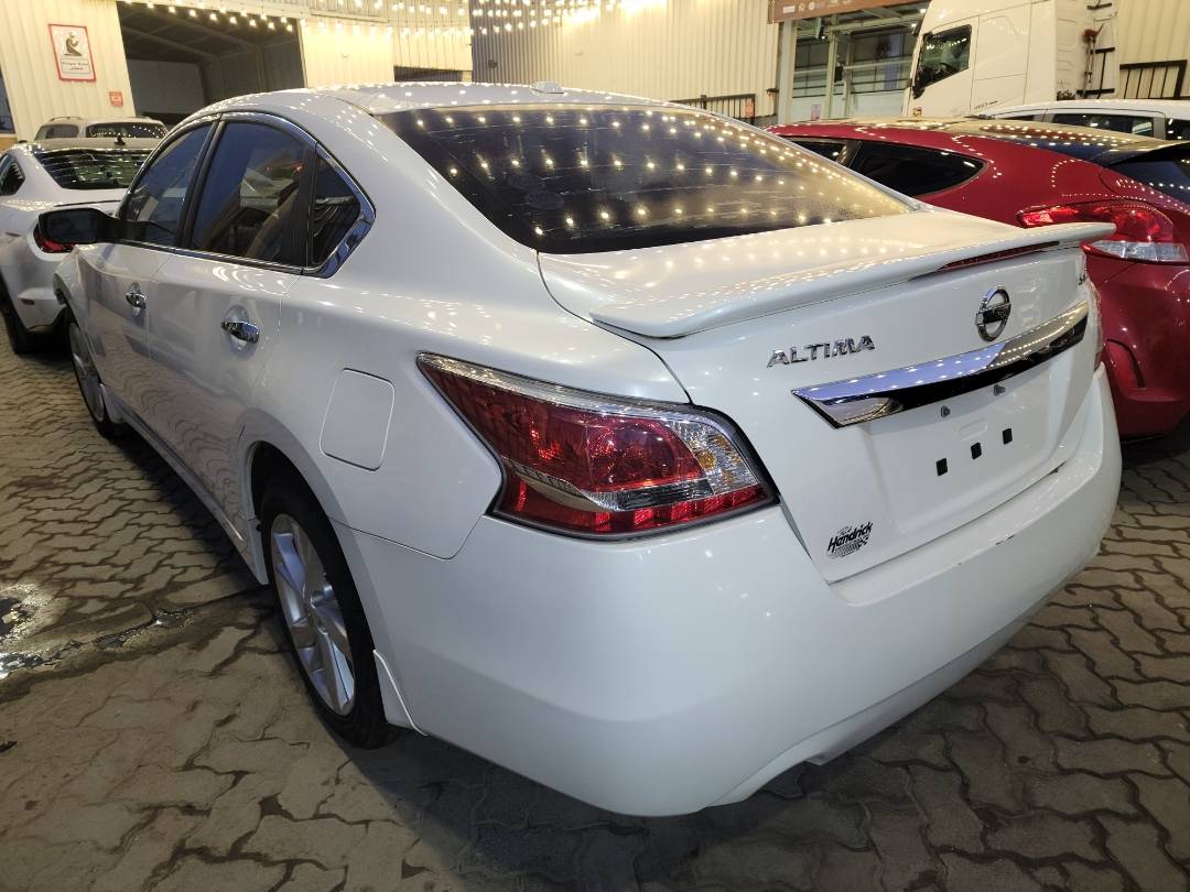 2015 NISSAN ALTIMA — 132724 Miles — Lot 37559627 - Marhaba Auctions Used Cars - Image 3