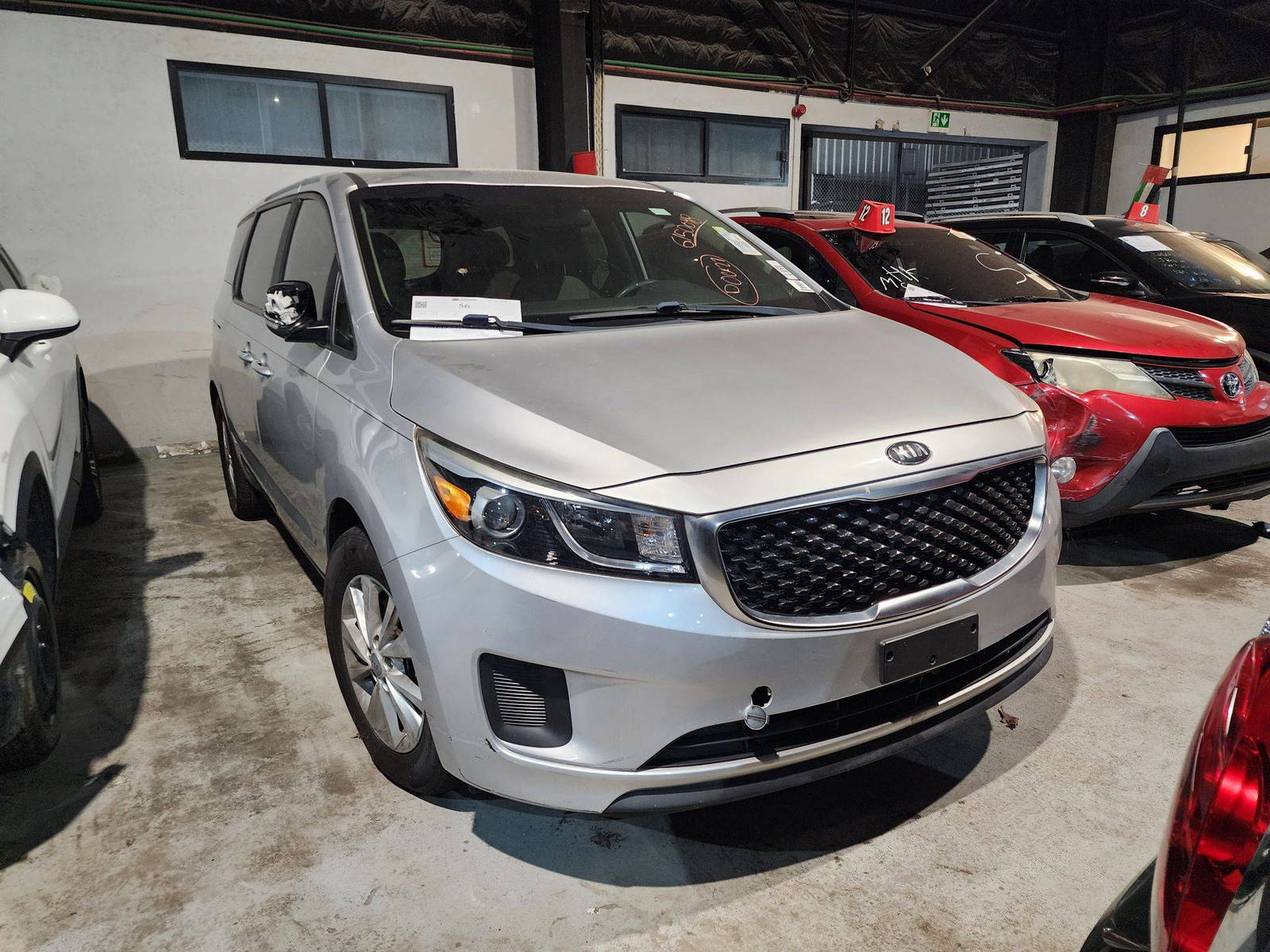 2016 KIA SEDONA — 183765 Miles — Lot 6150648 — Souq - Marhaba Auctions Used Cars - Image 11