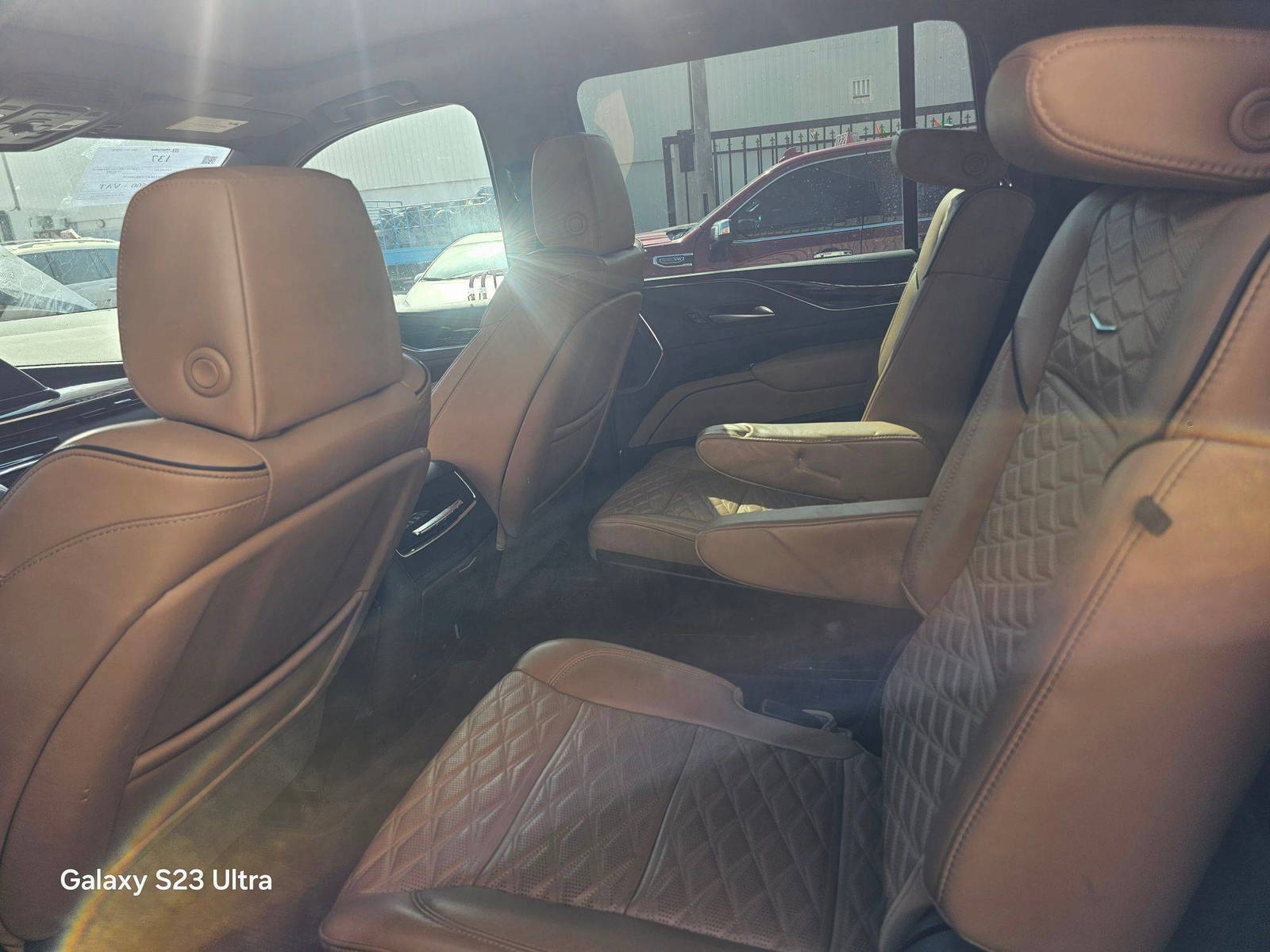 CADILLAC ESCALADE ESV PREMIUM LUXURY 2023 - Marhaba Auction Used Cars - Image 9