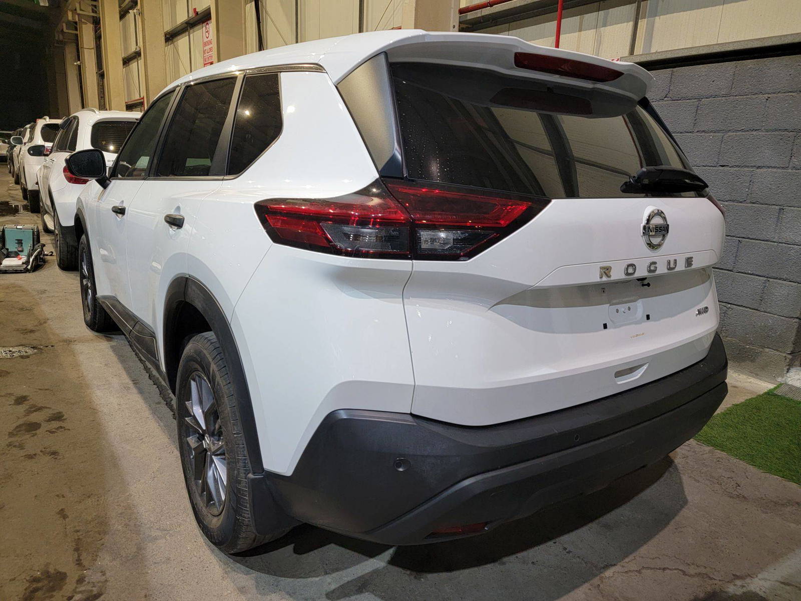 NISSAN ROGUE 2021 - Marhaba Auction Used Cars - Image 4