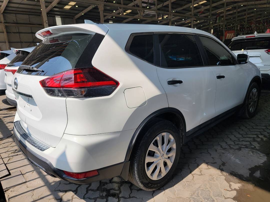 2018 NISSAN ROGUE — 97091 Miles — Lot T5JC715248 — Main - Marhaba Auctions Used Cars - Image 4