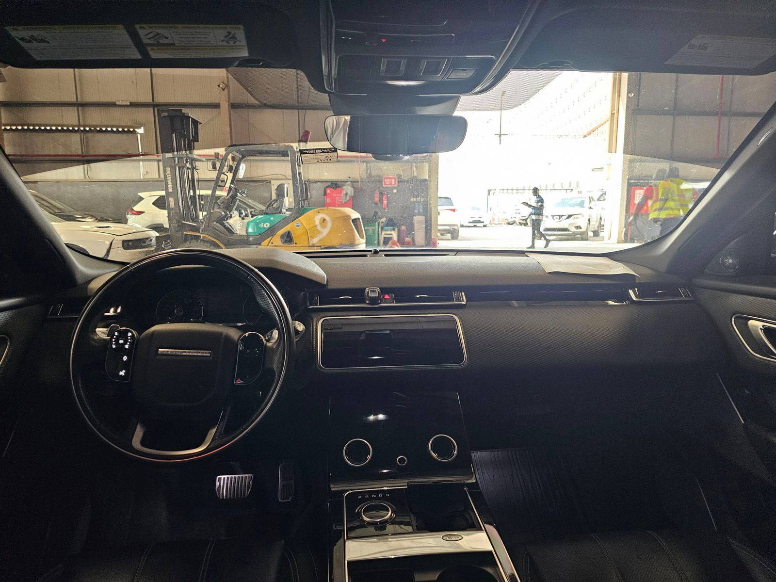 LAND ROVER RANGE ROVER VELAR R-DYNAMIC S 2020 - Marhaba Auction Used Cars - Image 8