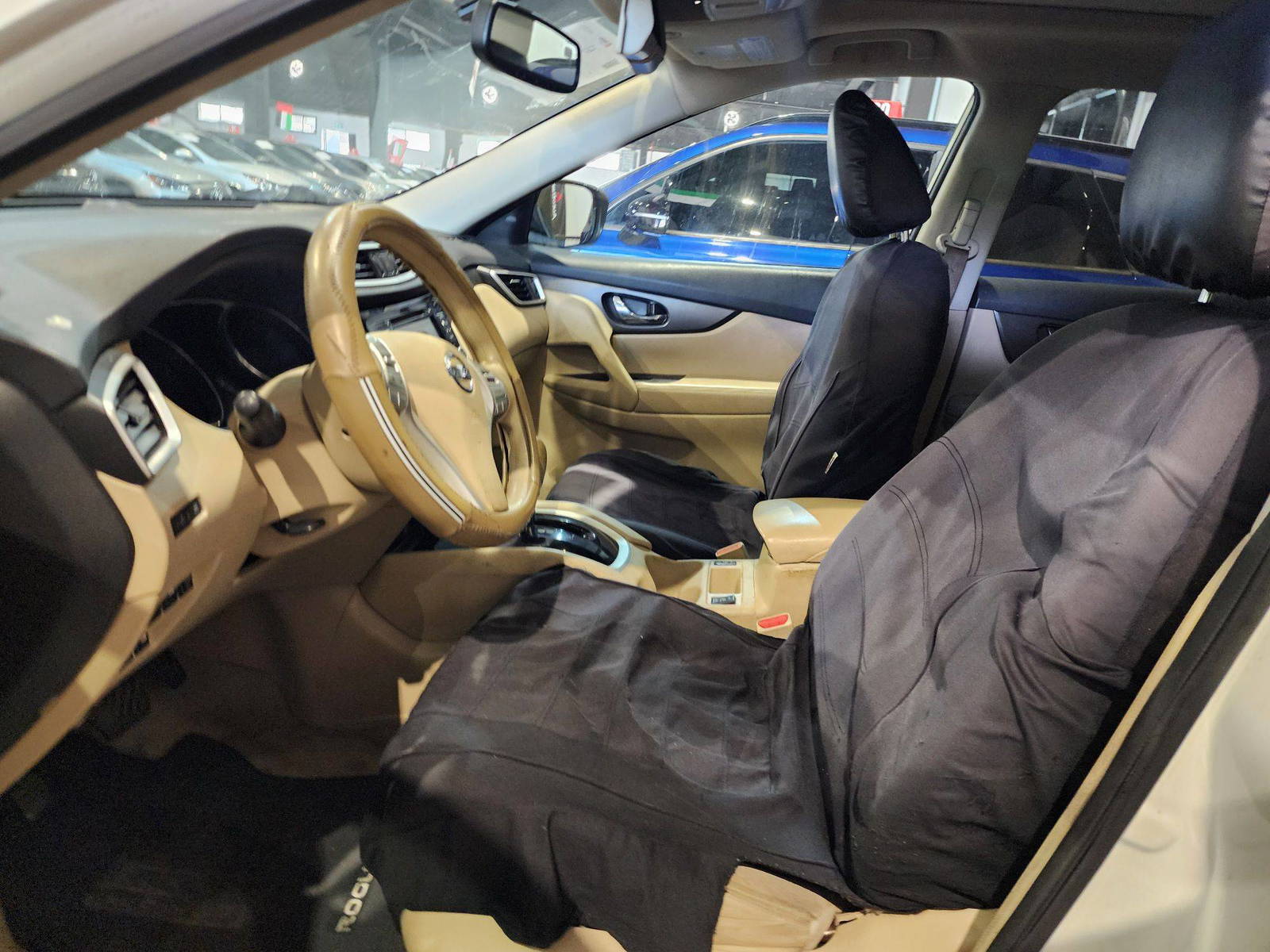 2015 NISSAN ROGUE — 184662 Miles — Lot 139664 — Al Quoz - Marhaba Auctions Used Cars - Image 9