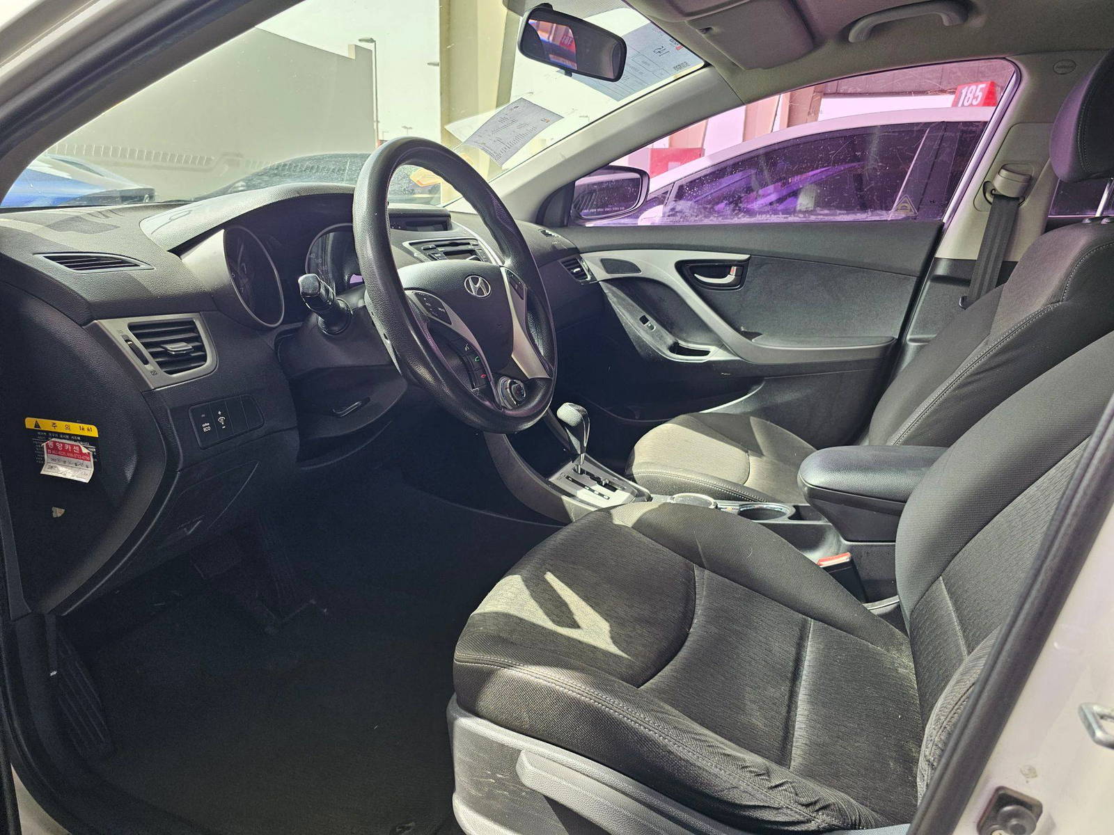 2011 HYUNDAI AVANTE — 227753 KM — Lot 152068 — Souq - Marhaba Auctions Used Cars - Image 8