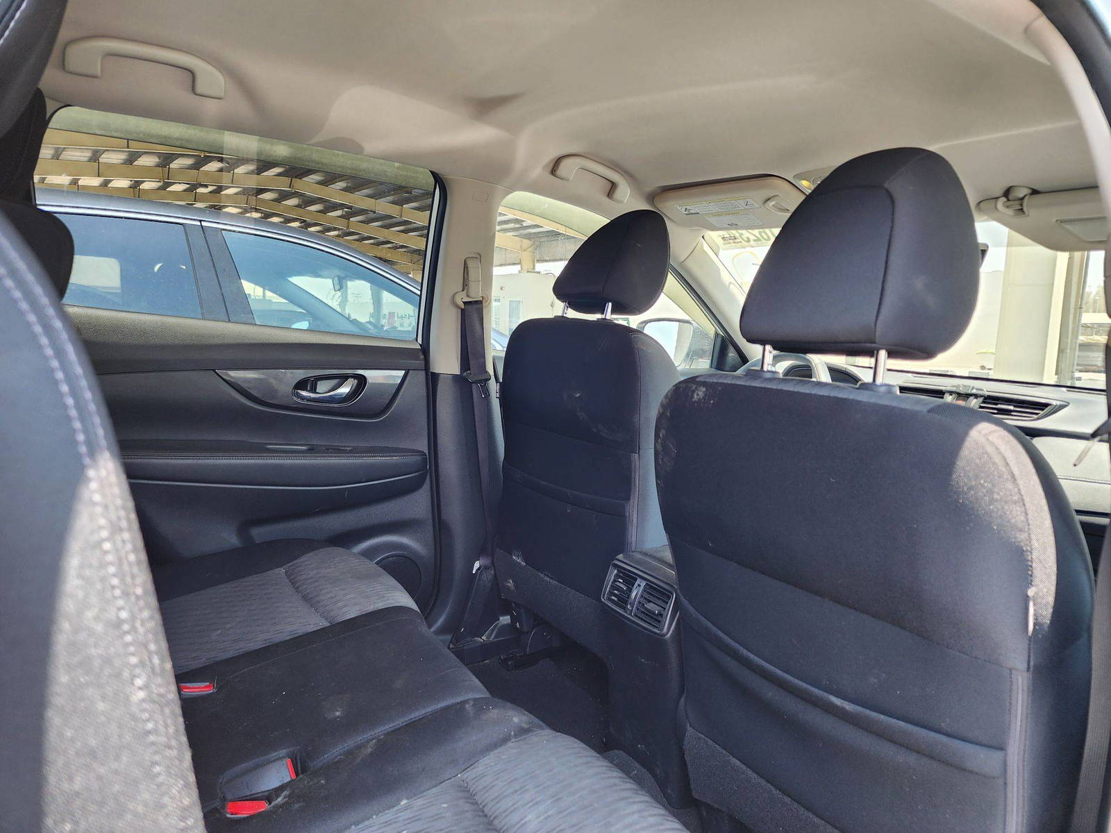 2017 NISSAN ROGUE — 93183 Miles — Lot 43616234 — Souq - Marhaba Auctions Used Cars - Image 4