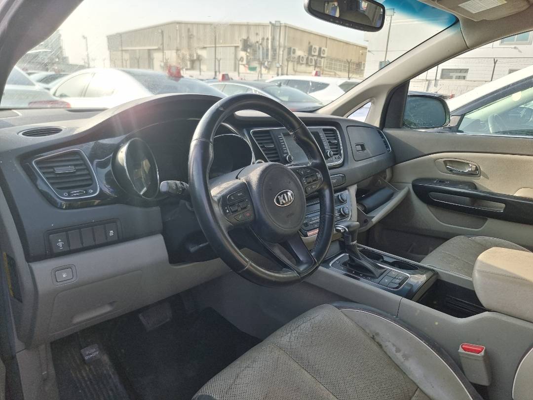 2018 KIA SEDONA — 112127 Miles — Lot 214578 — Ind. 12 - Marhaba Auctions Used Cars - Image 6