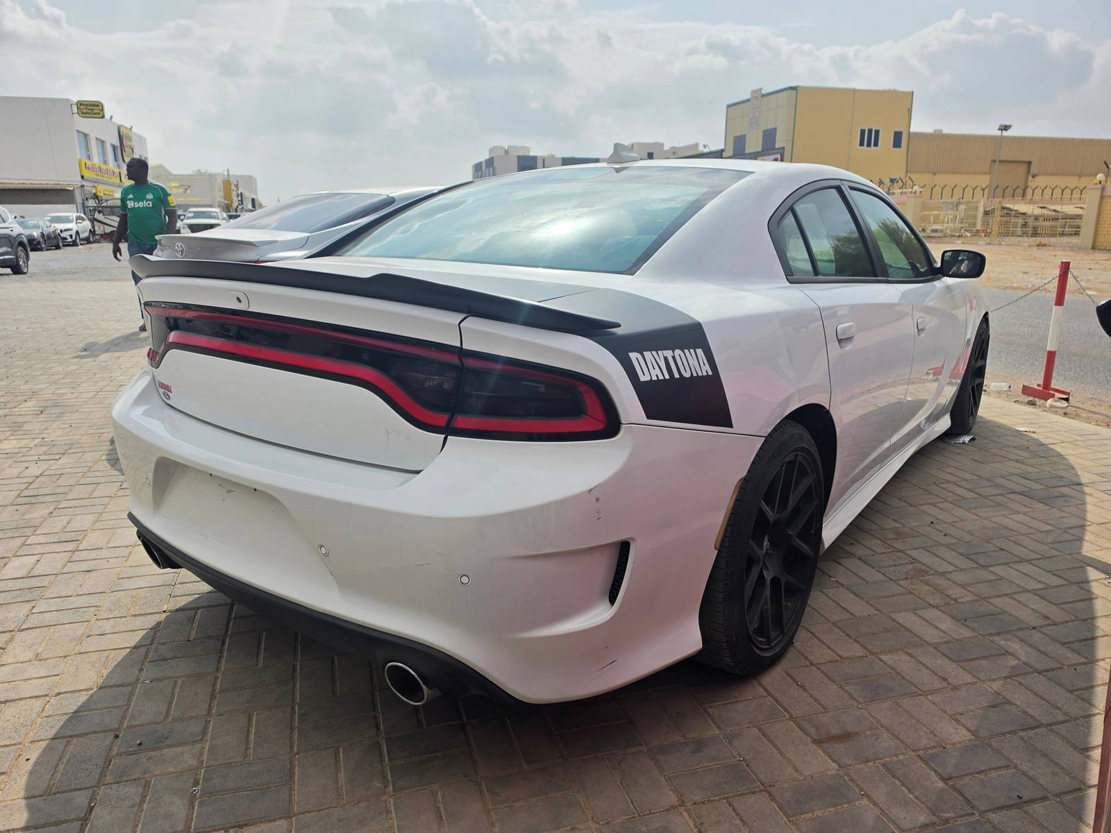 2019 DODGE CHARGER — 134282 Miles — Lot 613874 - Marhaba Auctions Used Cars - Image 5