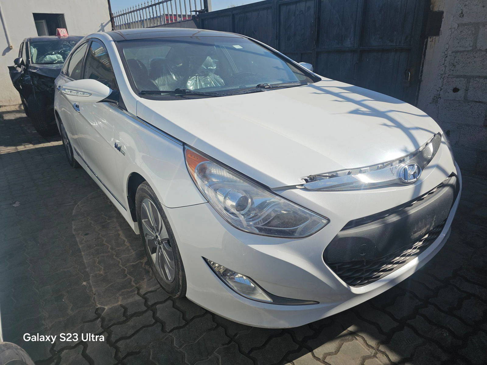 2015 HYUNDAI SONATA — 166349 Miles — Lot 136833 — Main - Marhaba Auctions Used Cars - Image 4