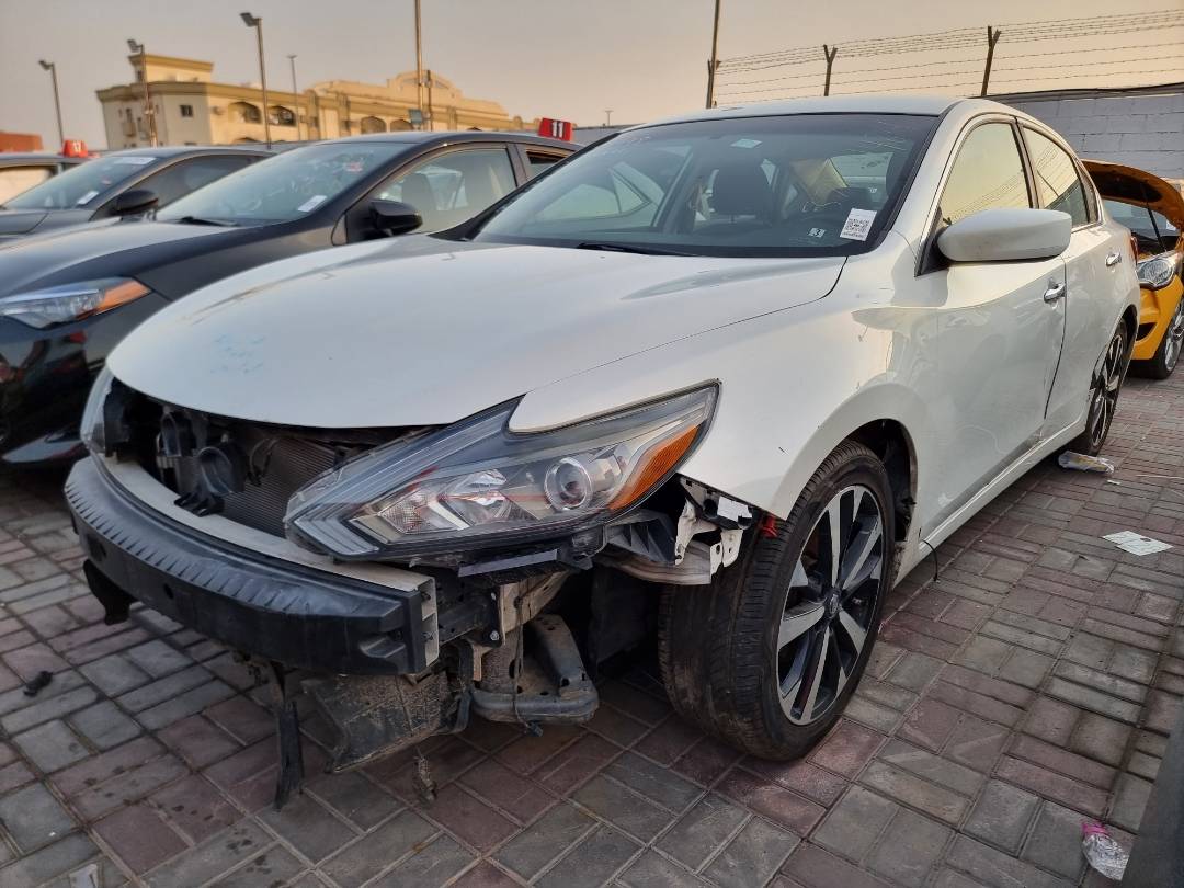 2018 NISSAN ALTIMA — 120888 Miles — Lot 215478 — Ind. 12 - Marhaba Auctions Used Cars - Image 4
