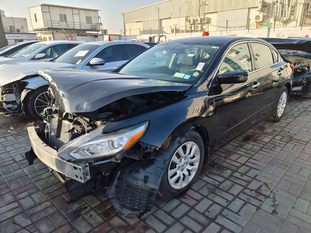 2017 NISSAN ALTIMA — 72322 Miles — Lot 215487 — Ind. 12 - Marhaba Auctions Used Cars - Image 4