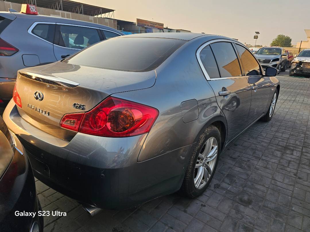 2011 INFINITI G25 — 70230 KM — Lot 50213 — Souq - Marhaba Auctions Used Cars - Image 4