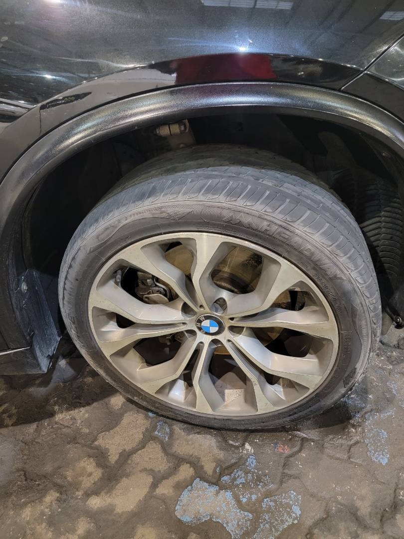 2014 BMW X5 XDRIVE50I — 175812 KM — Lot E0C08433 — Main - Marhaba Auctions Used Cars - Image 7