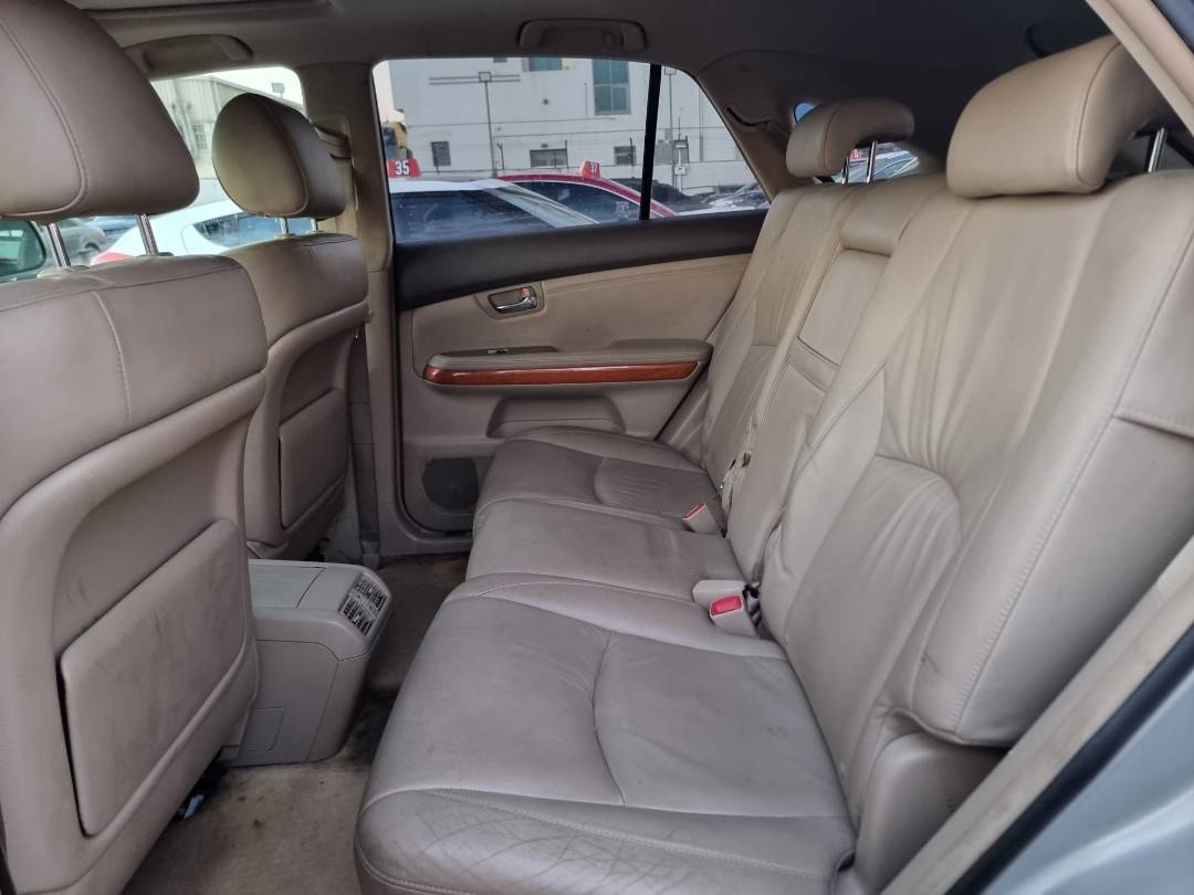 2007 LEXUS RX 350 — 144658 Miles — Lot 125487 — Ind. 12 - Marhaba Auctions Used Cars - Image 6