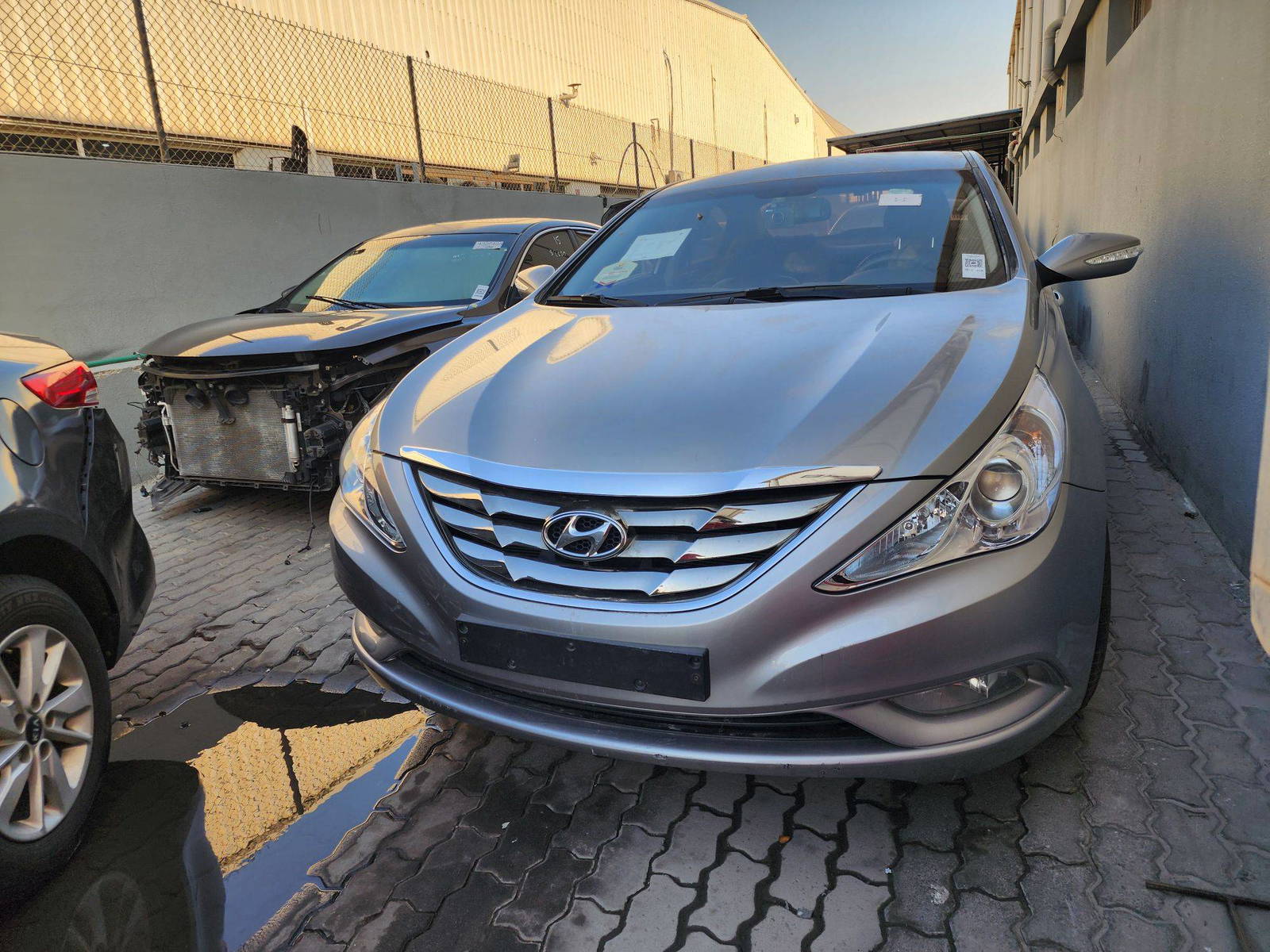 2011 HYUNDAI SONATA — 167487 KM — Lot 1204587 — Souq - Marhaba Auctions Used Cars - Image 3