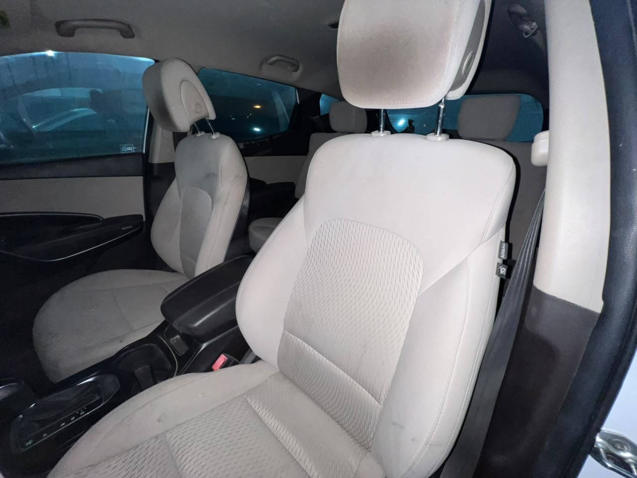 2017 HYUNDAI SANTA FE — Lot DLB7HH020466 - Marhaba Auctions Used Cars - Image 8