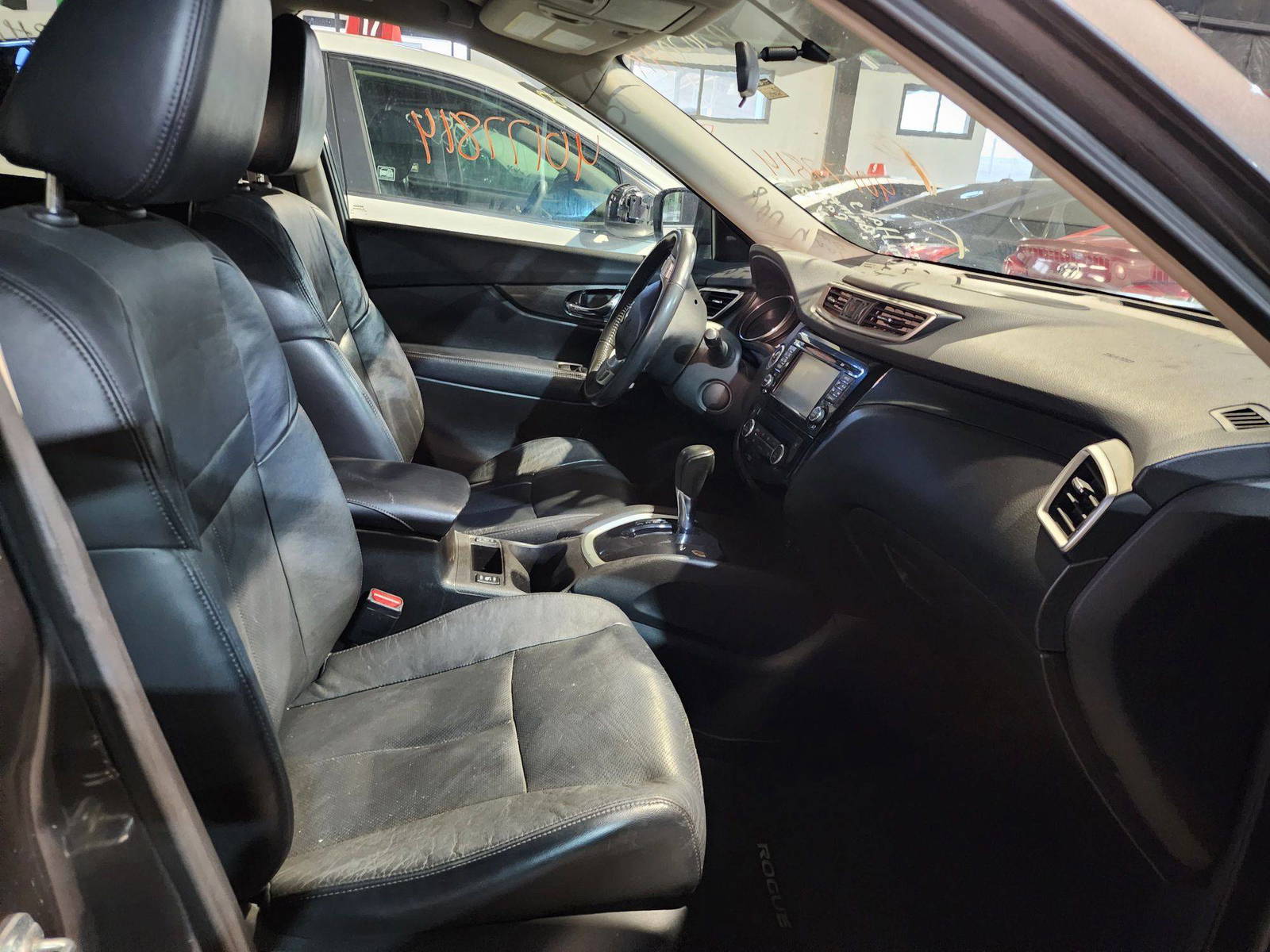 2014 NISSAN ROGUE — 157940 Miles — Lot 40177814 — Al Quoz - Marhaba Auctions Used Cars - Image 9