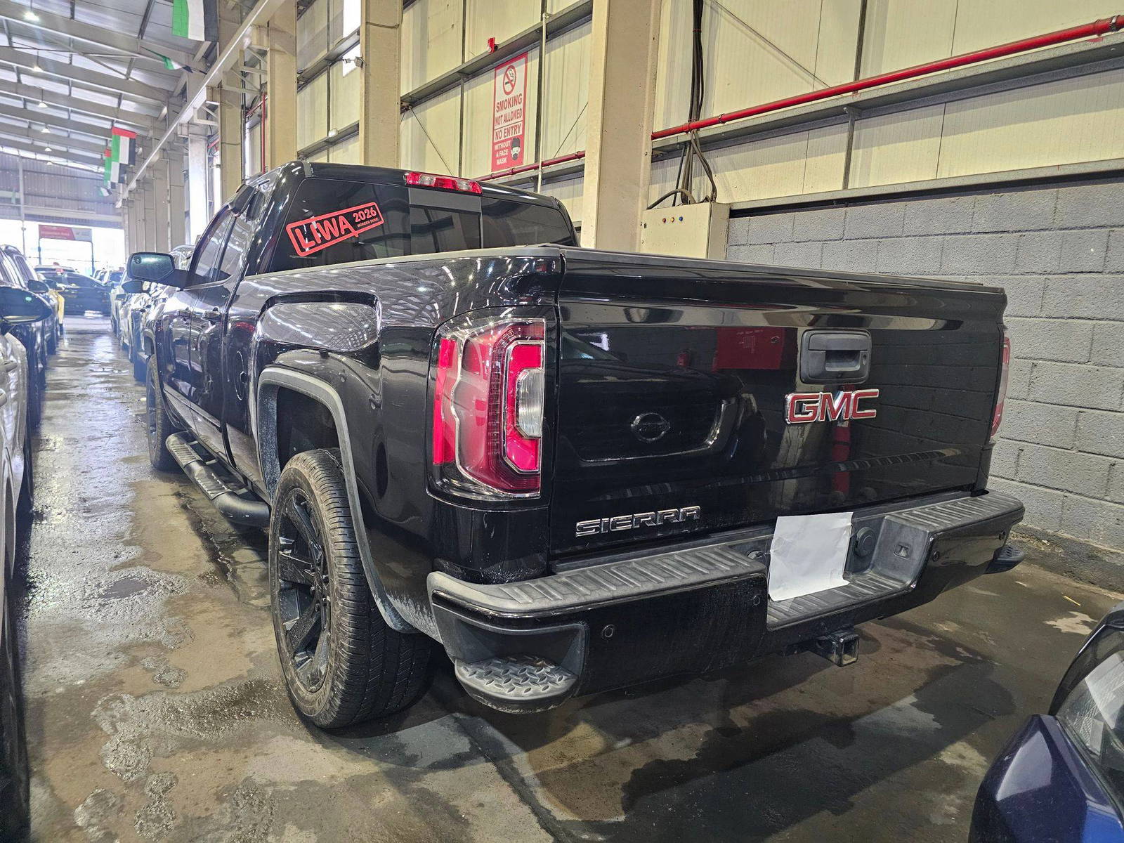 2018 GMC SIERRA — 241764 KM — Lot Z349908 — Main - Marhaba Auctions Used Cars - Image 5
