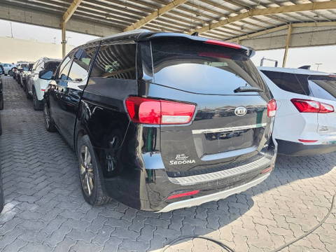 2015 KIA SEDONA at Marhaba Auctions