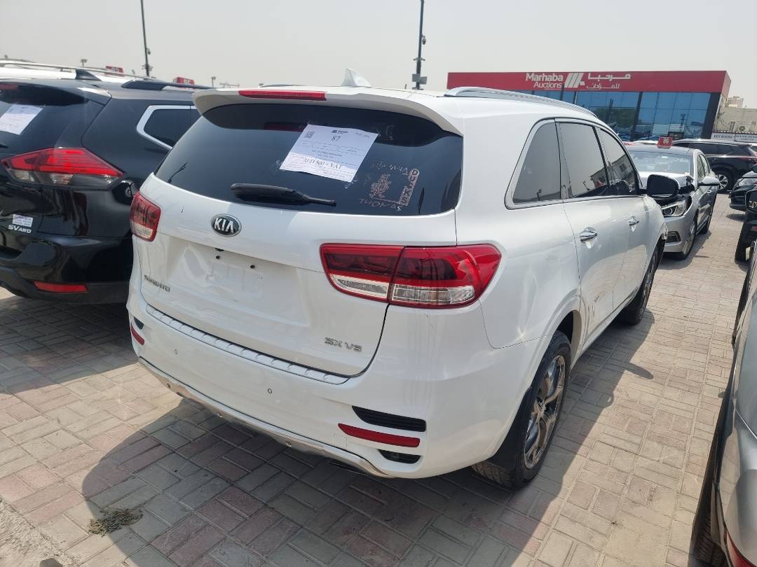 2017 KIA SORENTO — 192709 Miles — Lot 65369 — Ind. 12 - Marhaba Auctions Used Cars - Image 4