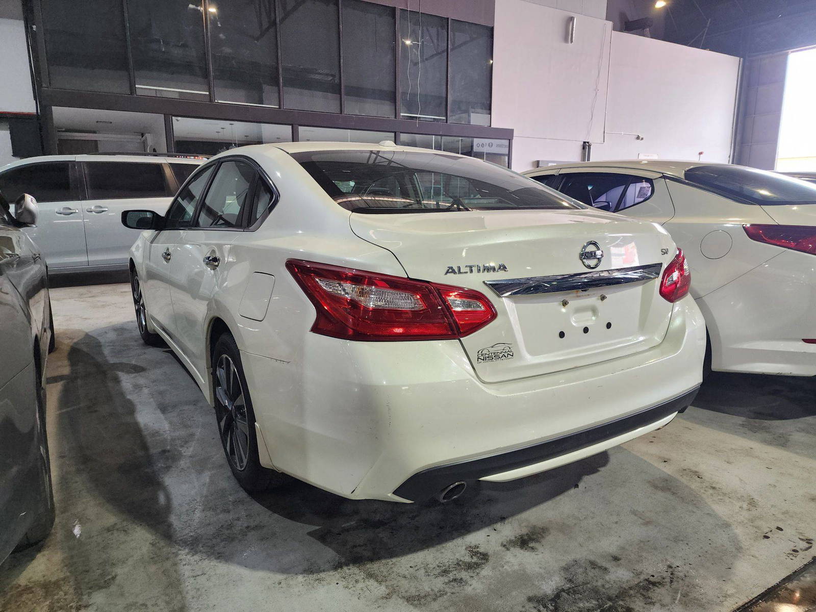 2017 NISSAN ALTIMA — 105993 KM — Lot 105993 — Ind. 12 - Marhaba Auctions Used Cars - Image 5