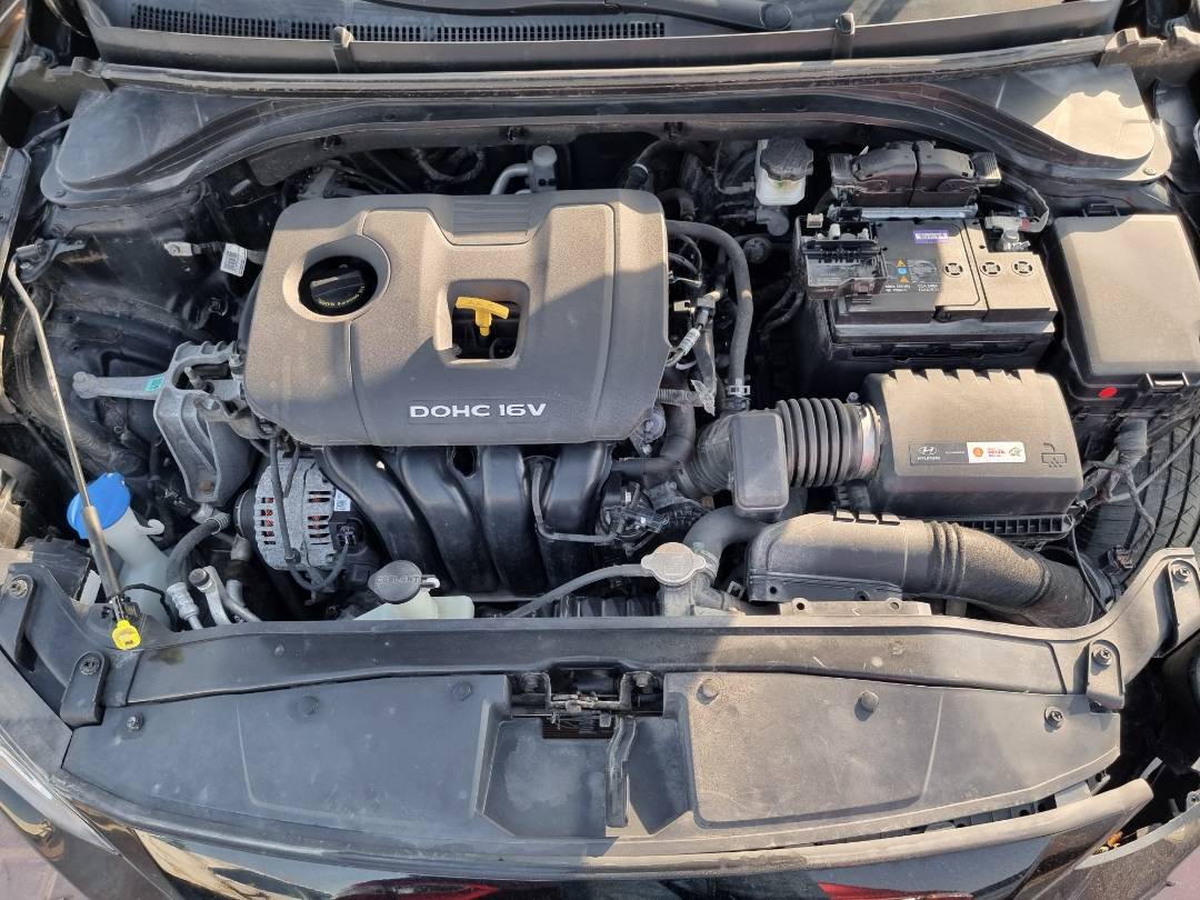 2018 HYUNDAI ELANTRA — 48 495 Miles — Lot 388381 — Ind. 12 - Marhaba Auctions Used Cars - Image 10