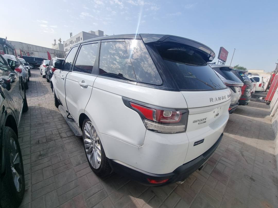 LAND ROVER RANGE ROVER SPORT HSE 2014 - Marhaba Auction Used Cars - Image 4