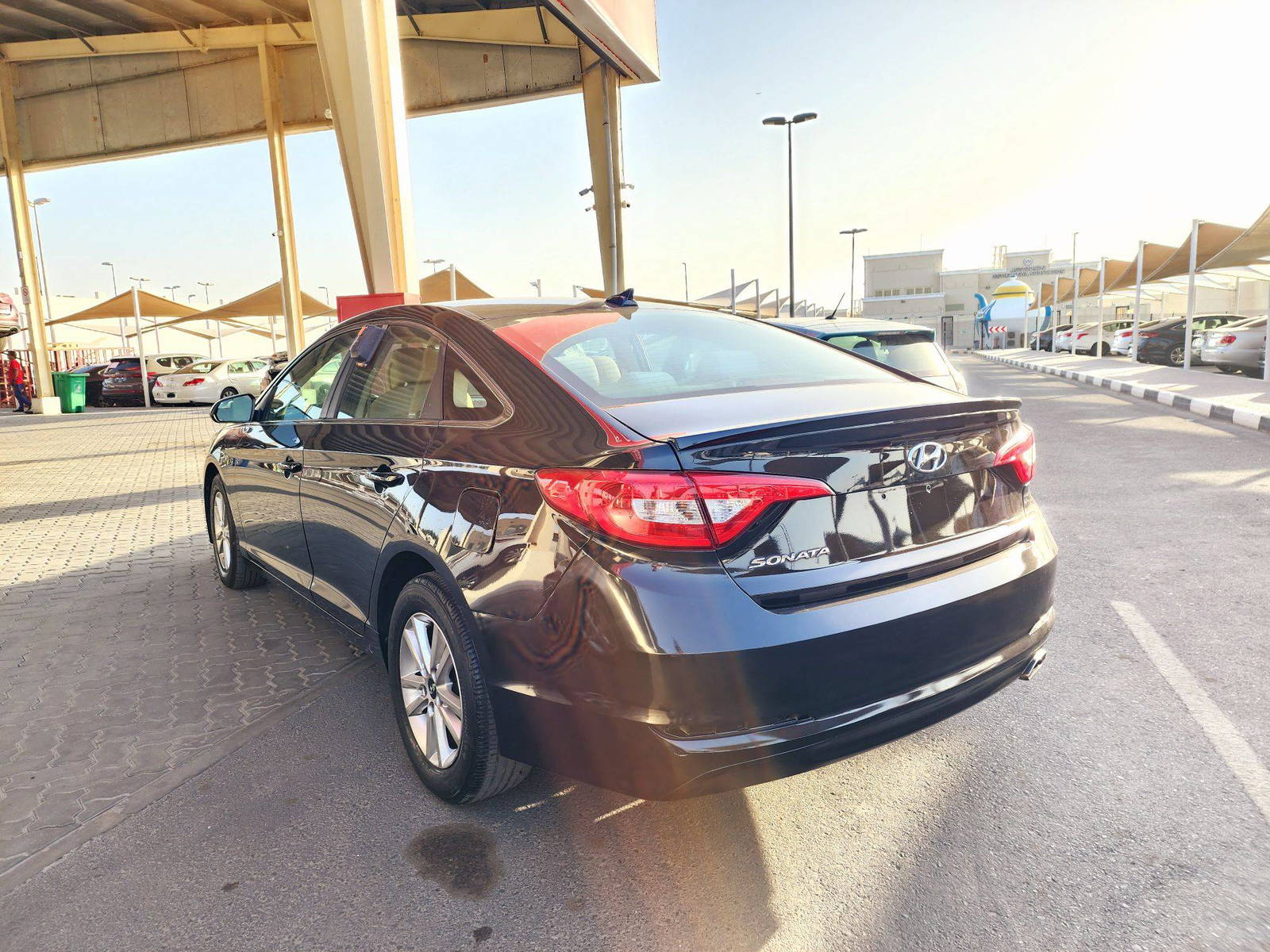 2015 HYUNDAI SONATA — 169566 Miles — Lot 215961 — Souq - Marhaba Auctions Used Cars - Image 3