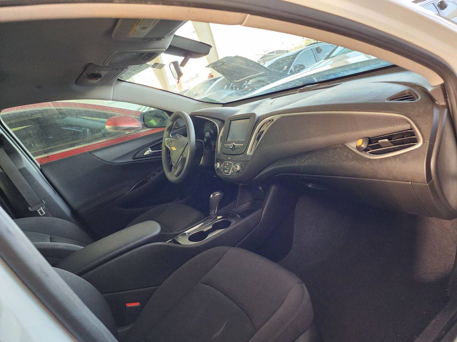 2017 CHEVROLET MALIBU — 94743 Miles — Lot 46001034 — Souq - Marhaba Auctions Used Cars - Image 5