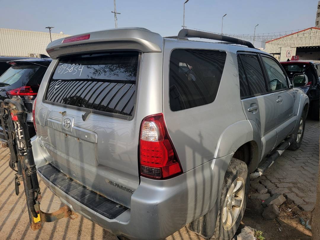 2006 TOYOTA 4RUNNER SR5 — 140861 Miles — Lot 38950009 — Ind. 12 - Marhaba Auctions Used Cars - Image 3
