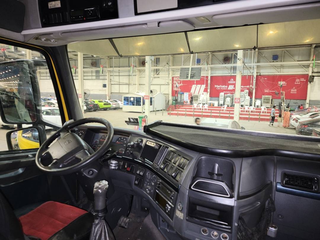 2013 VOLVO FH-Series — 1134554 KM — Lot 647438 - Marhaba Auctions Used Cars - Image 10
