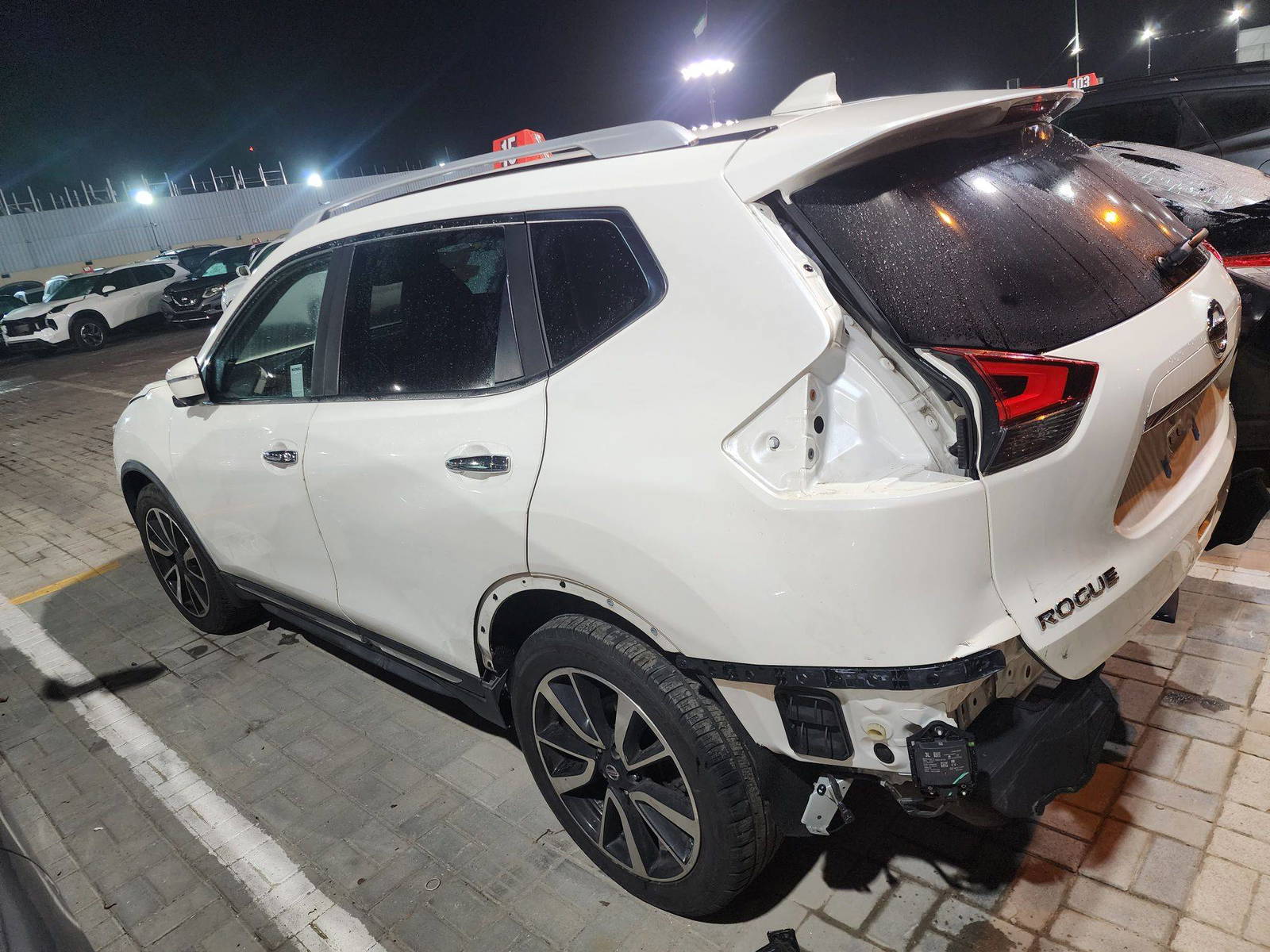 2018 NISSAN ROGUE — 148538 Miles — Lot 43907746 - Marhaba Auctions Used Cars - Image 6