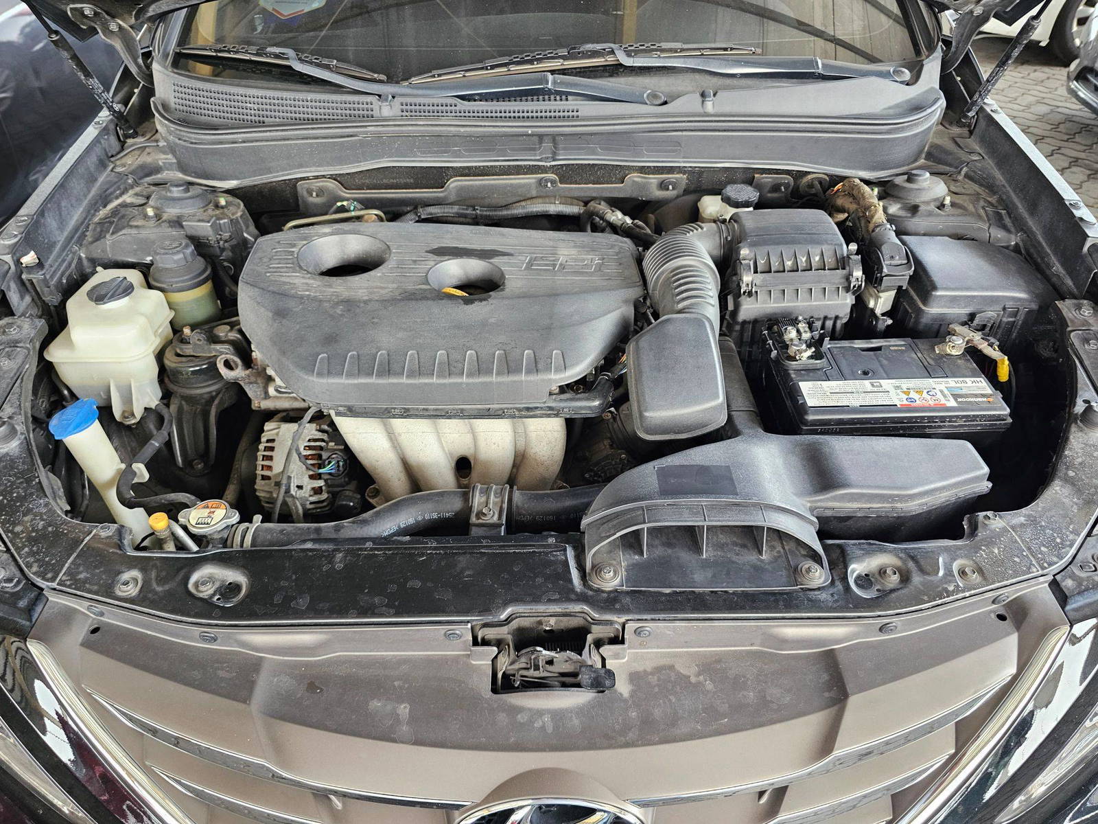 2012 HYUNDAI SONATA — 173456 KM — Lot 455498 — Souq - Marhaba Auctions Used Cars - Image 11