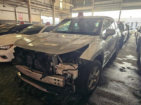 2022 TOYOTA HIGHLANDER at Marhaba Auctions