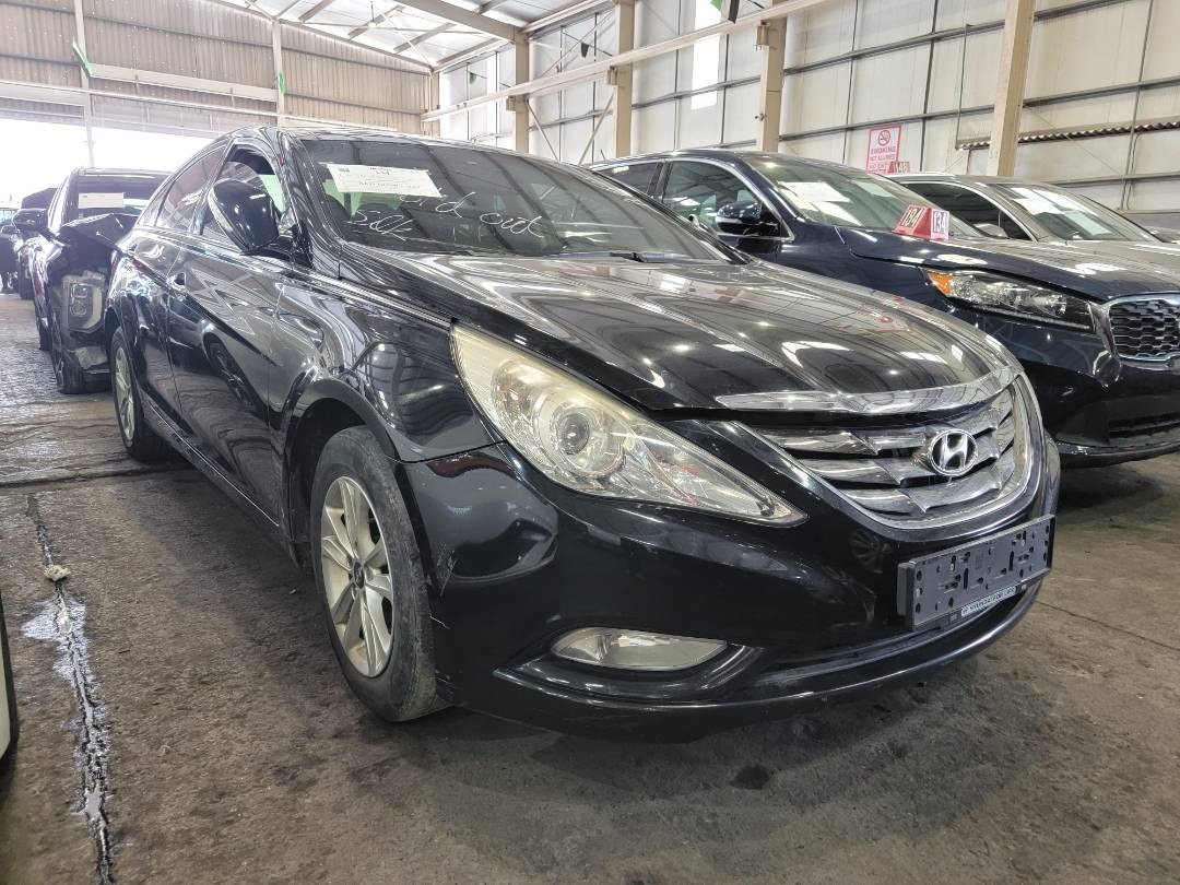 2010 HYUNDAI SONATA — 242516 KM — Lot 034873 — Main - Marhaba Auctions Used Cars - Image 5