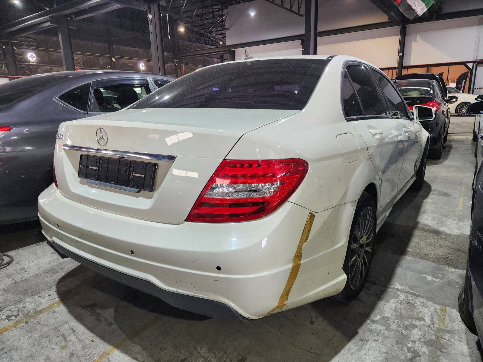 2012 MERCEDES BENZ C200 — 217442 KM — Lot 671621 — Main - Marhaba Auctions Used Cars - Image 5