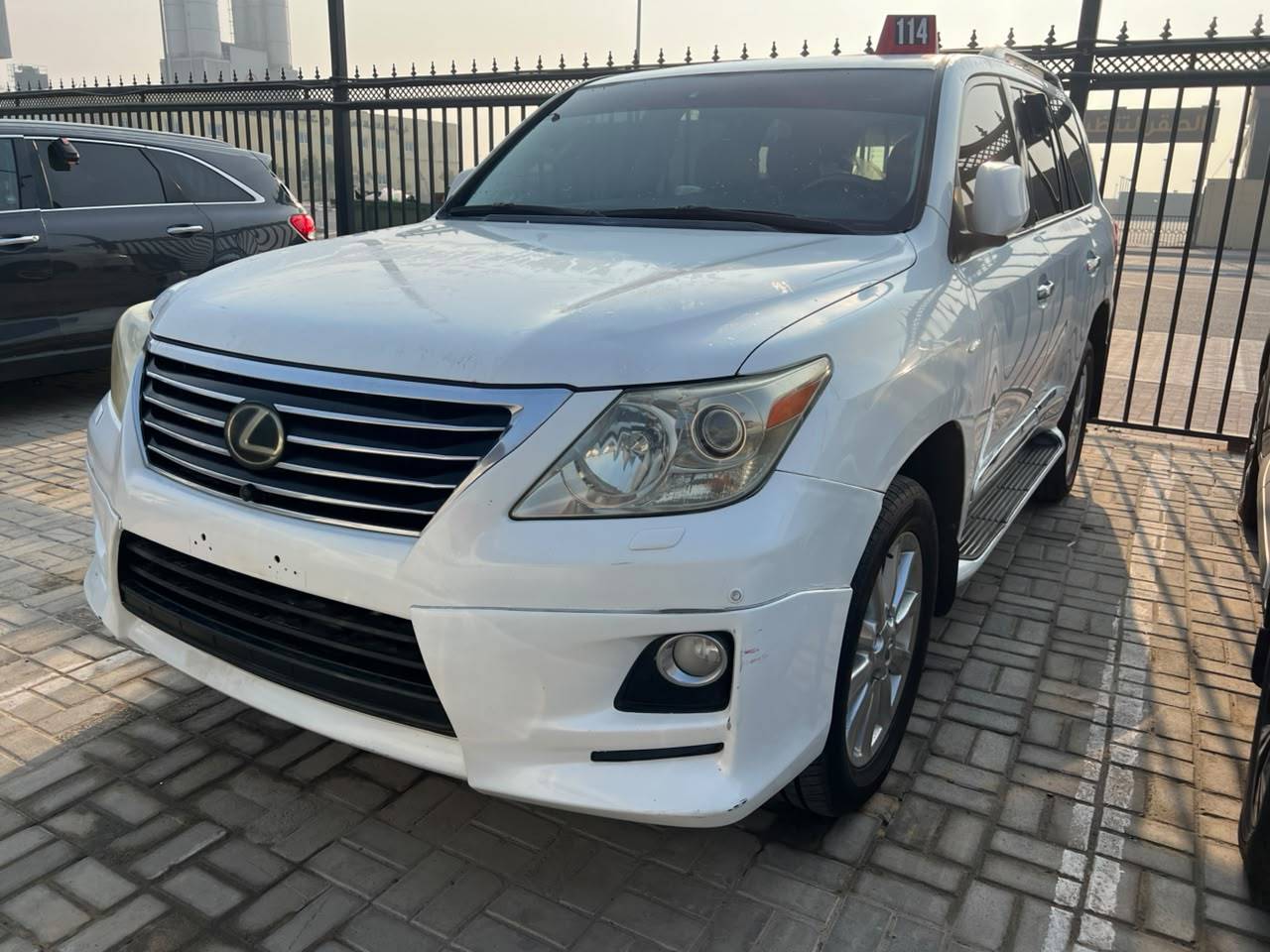 2011 LEXUS LX 570 — 429037 KM — Lot 4069473 - Marhaba Auctions Used Cars - Image 5