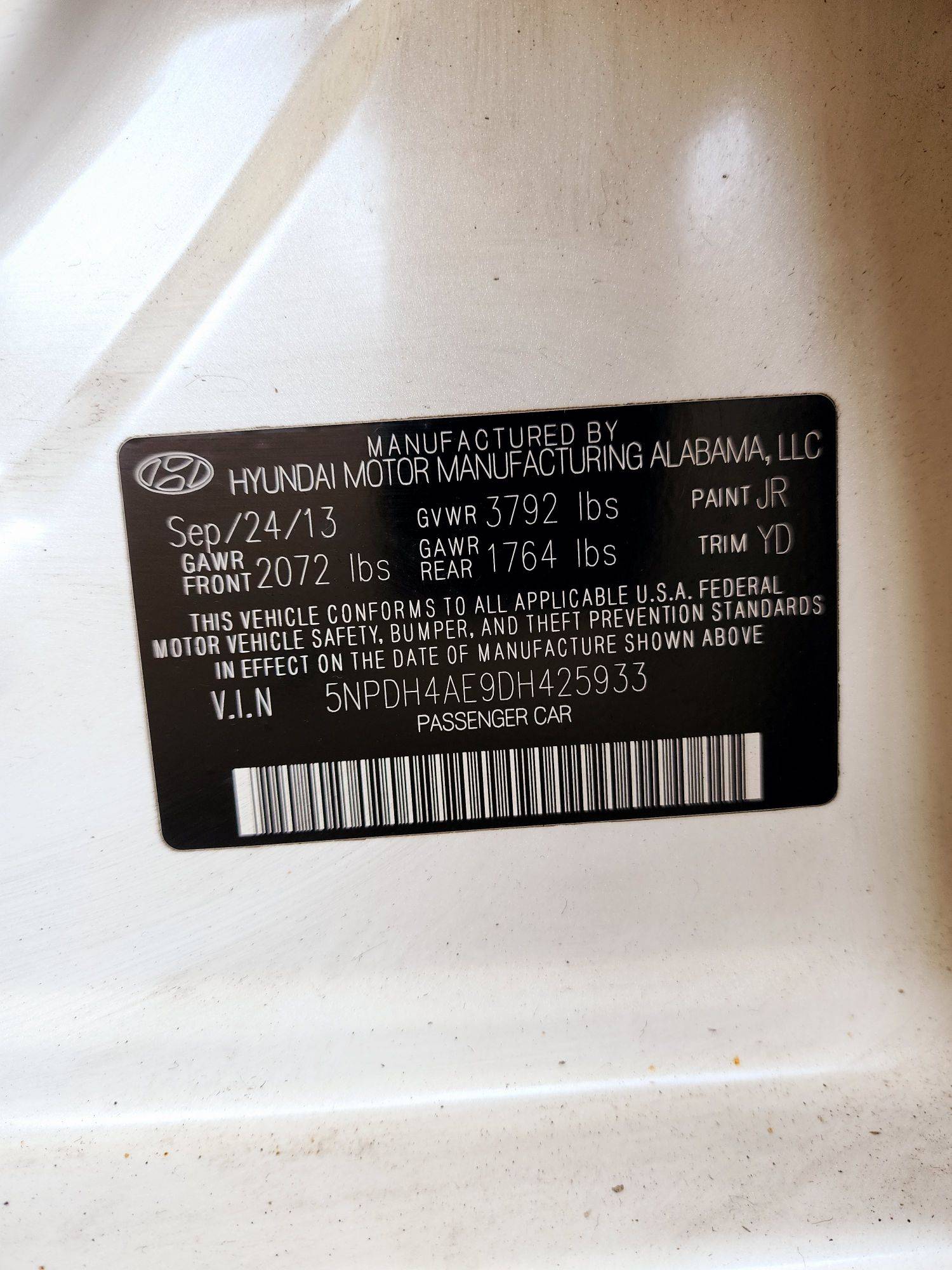 2013 HYUNDAI ELANTRA — 203687 Miles — Lot 40130194 — Souq - Marhaba Auctions Used Cars - Image 9