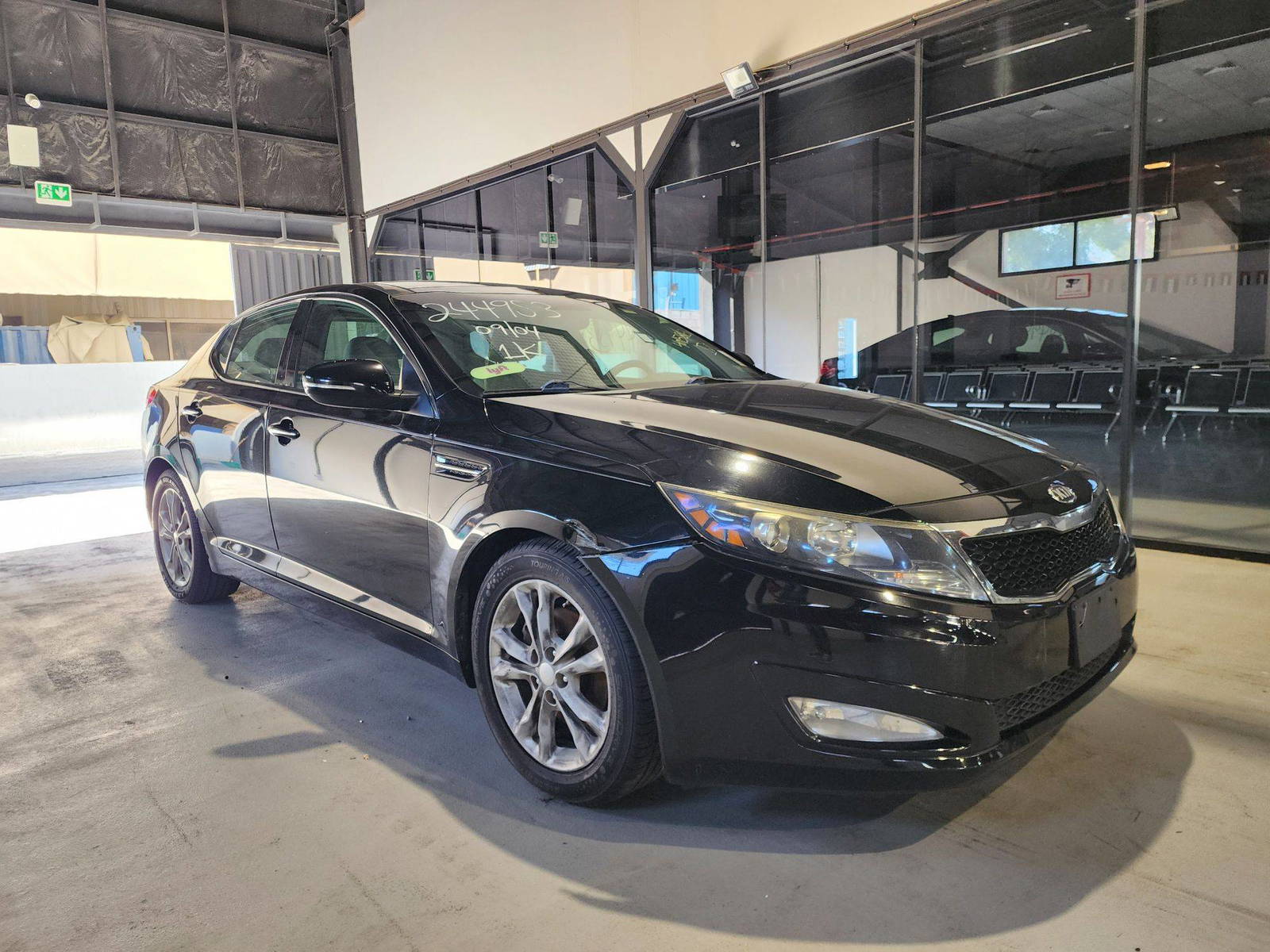 2013 KIA OPTIMA — 216381 Miles — Lot 40158636 — Al Quoz - Marhaba Auctions Used Cars - Image 4