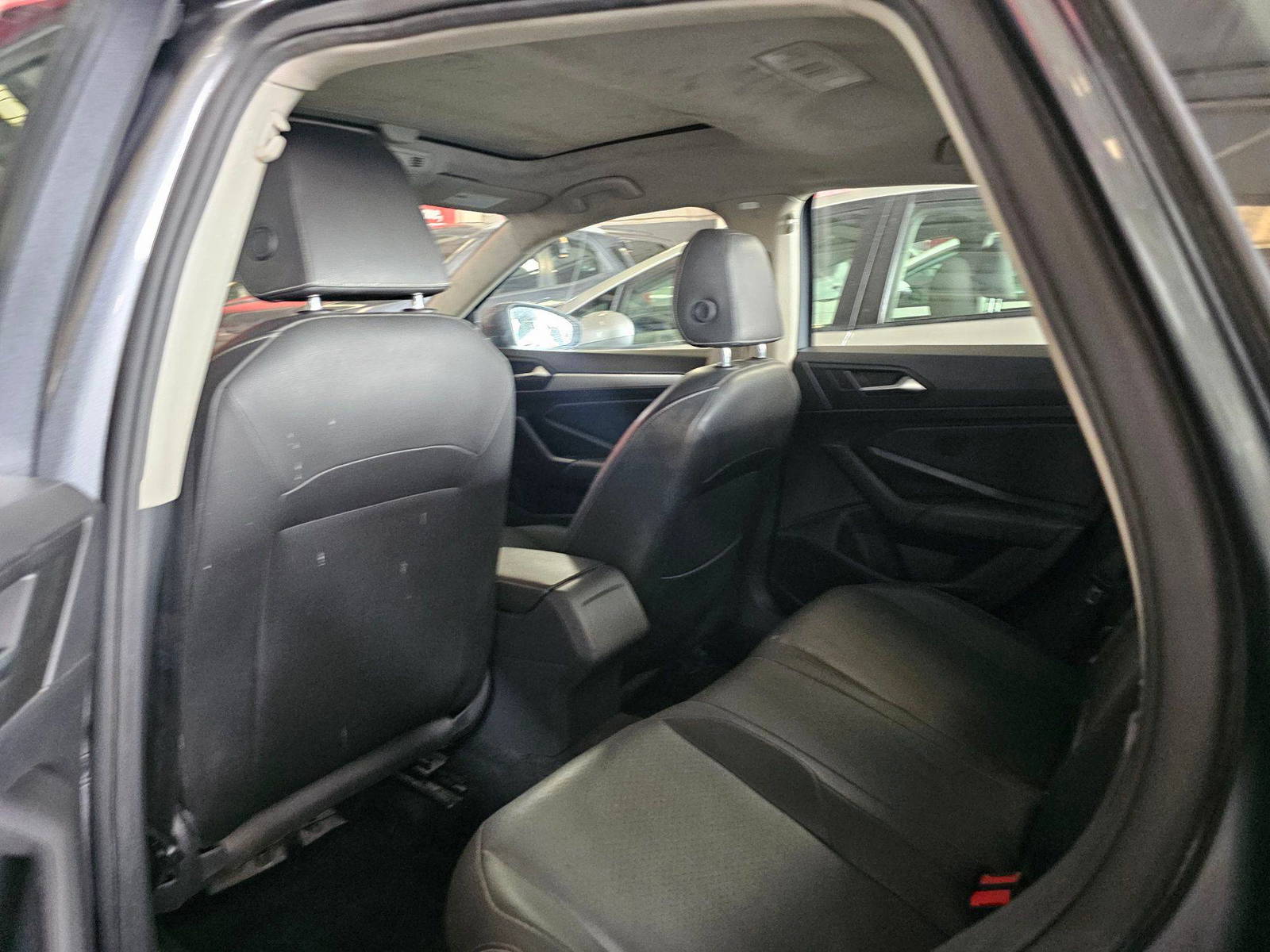2019 VOLKSWAGEN JETTA — 101193 KM — Lot KM260255 — Main - Marhaba Auctions Used Cars - Image 7