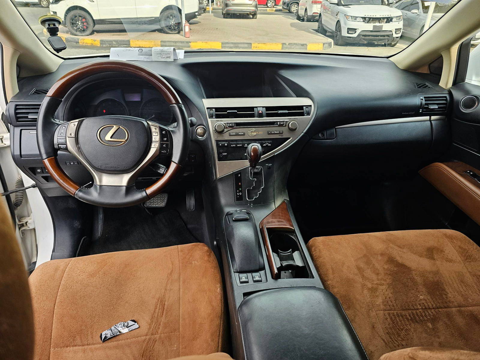 2013 LEXUS RX 350 — 219054 KM — Lot 2451179 — Souq - Marhaba Auctions Used Cars - Image 7