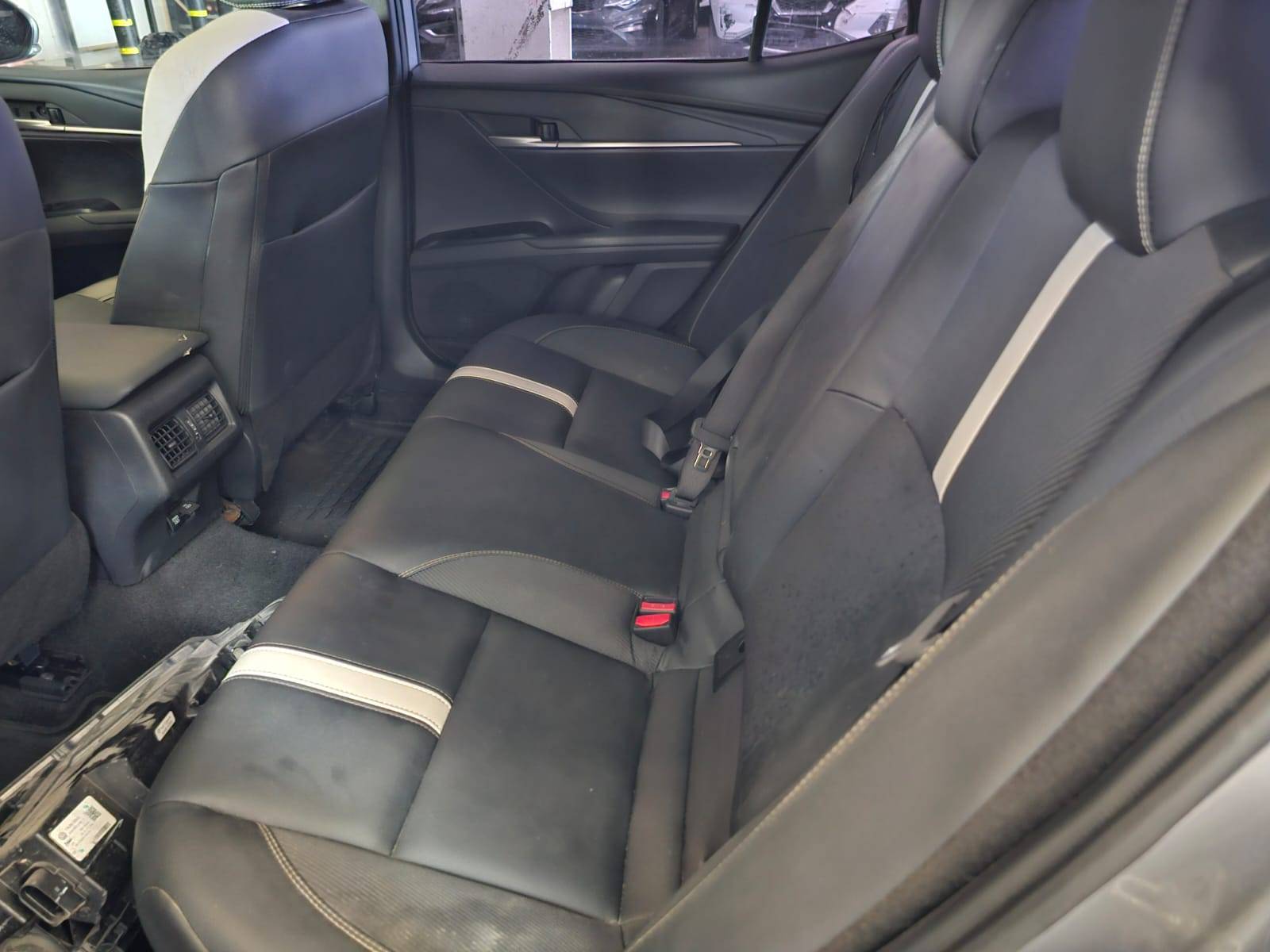 2025 TOYOTA CAMRY — 43692 Miles — Lot SU587040 — Main - Marhaba Auctions Used Cars - Image 7