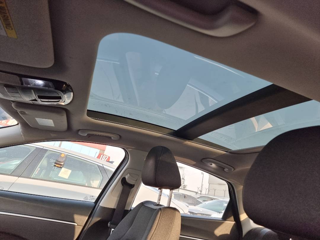 HYUNDAI SONATA 2020 - Marhaba Auction Used Cars - Image 8